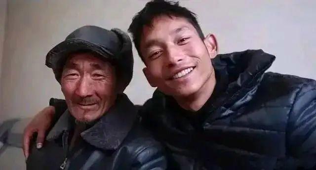 河南爬行娃回应向榕江捐1万个鸡蛋 点亮希望之光
